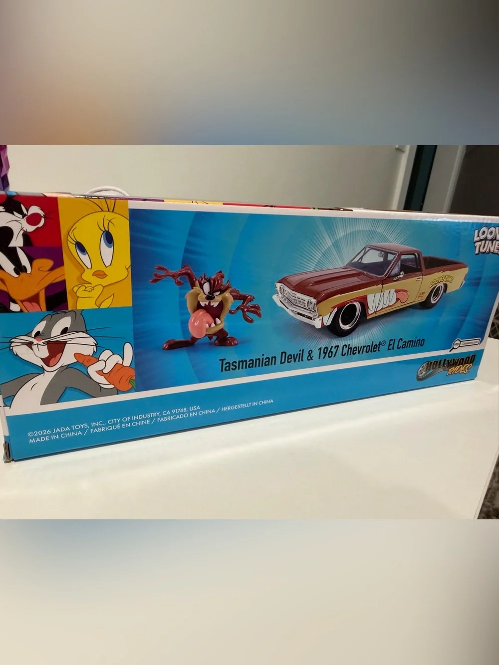Looney Tunes Die-Cast Tasmanian Devil & 1967 Chevrolet El Camino